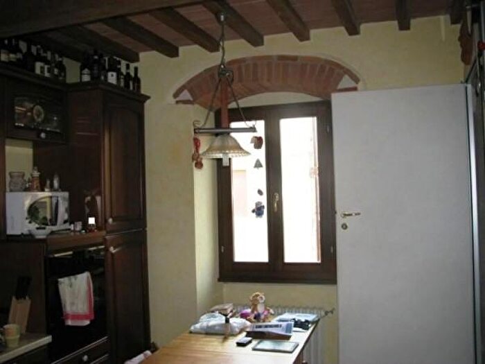 Appartamento trilocale in vendita in Cavriglia