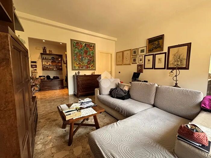 Appartamento con 5 locali in vendita in Via Aurelio Bertola, Forli