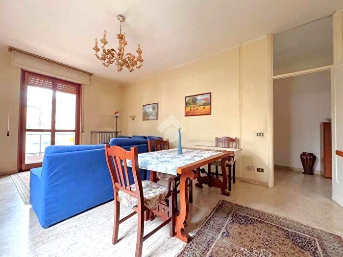 Appartamento quadrilocale in vendita in Via Tito Codevilla, Tortona