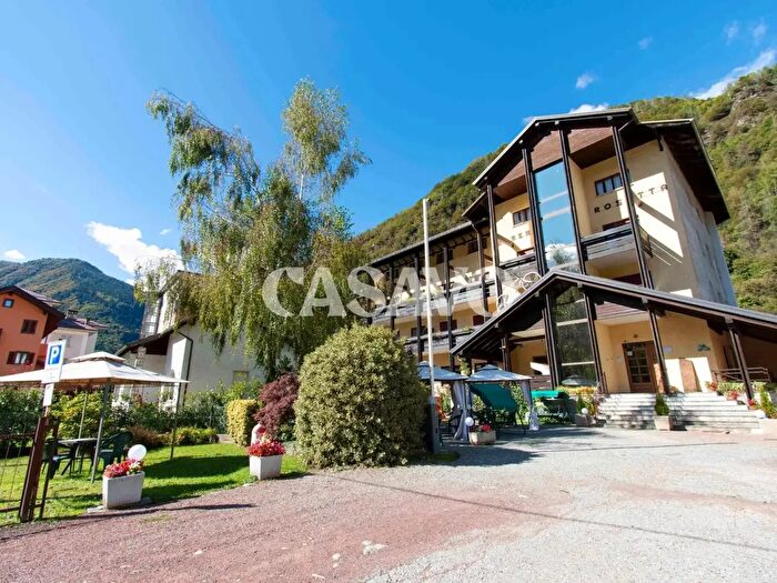 Casa con 20 locali in vendita in Via Statale, Scopello