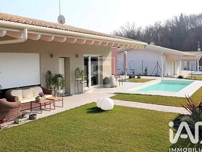 Casa con 5 locali in vendita in Via Linaro, Calvagese Della Riviera