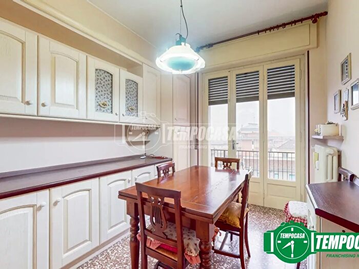 Appartamento trilocale in vendita in Valenza