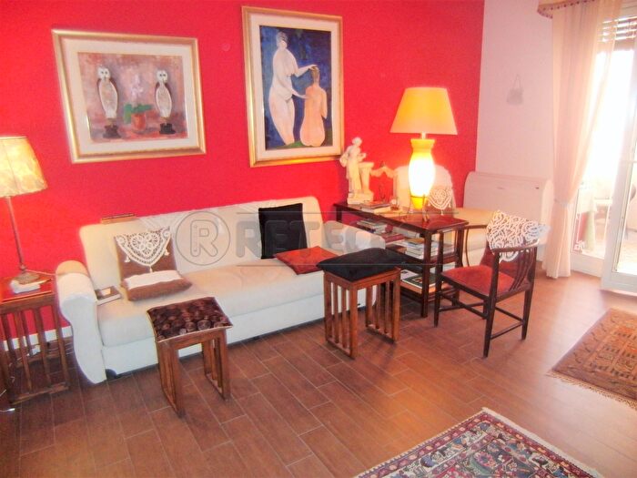 Appartamento con 5 locali in vendita in VLe Tica, Siracusa