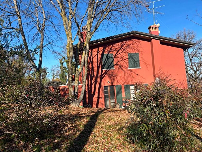 Appartamento trilocale in affitto in Via Italo Calvino, Padenghe sul Garda