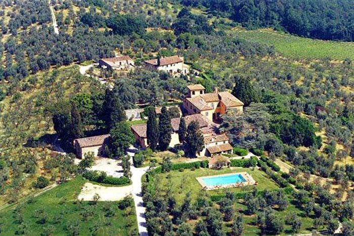 Casa con 6 locali in affitto in Impruneta