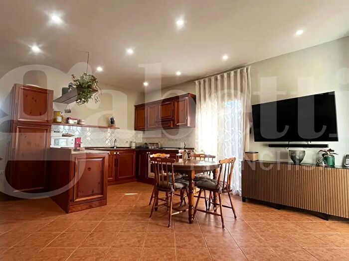 Appartamento quadrilocale in vendita in Piazza Giuseppe Zona, Calvi Risorta