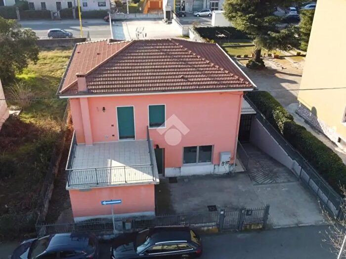 Appartamento quadrilocale in vendita in Via Gorizia, San Martino Buon Albergo