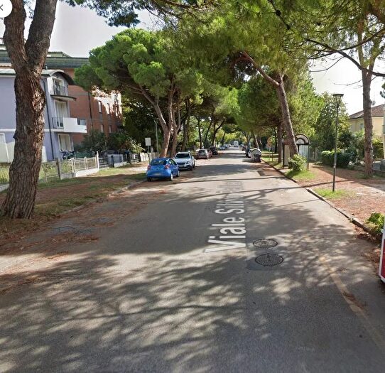 Appartamento quadrilocale in vendita in Viale Zara Ravenna, Ravenna