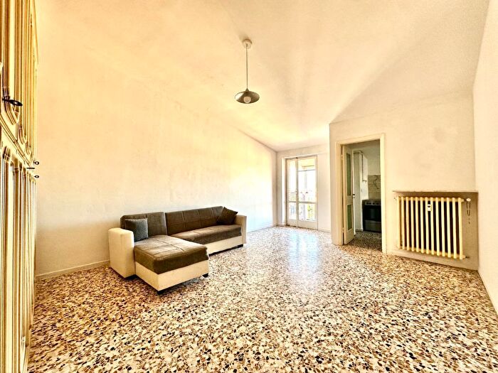 Appartamento trilocale in vendita in Via Gherardo Opizzoni, Tortona