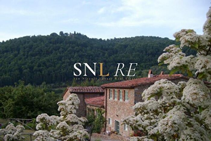 Casa con 6 locali in vendita in Via della Pace, Greve In Chianti