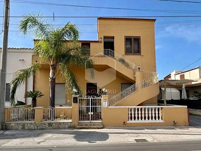 Casa con 10 locali in vendita in Cda Madonna Alto Oliva, Marsala