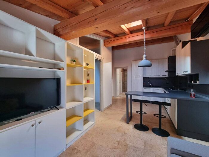 Appartamento bilocale in affitto in Via Unità d'Italia, San Michele Extra, Verona