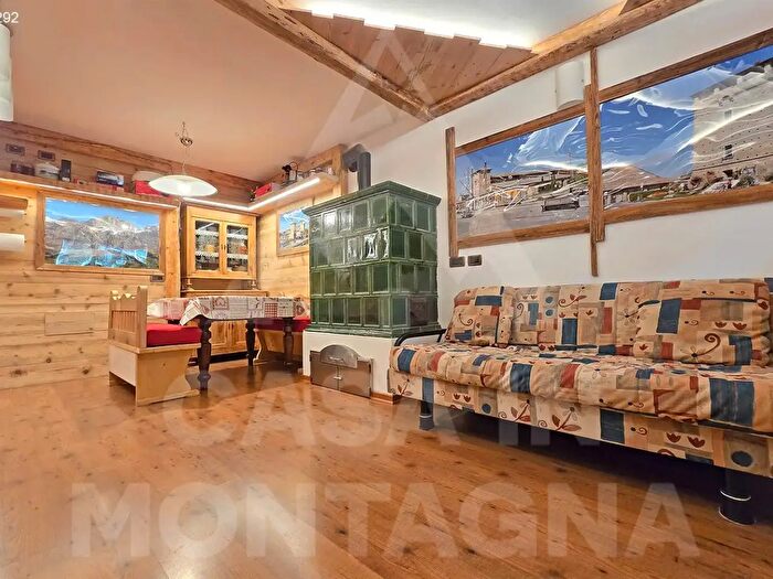 Casa con 5 locali in vendita in Campitello Di Fassa