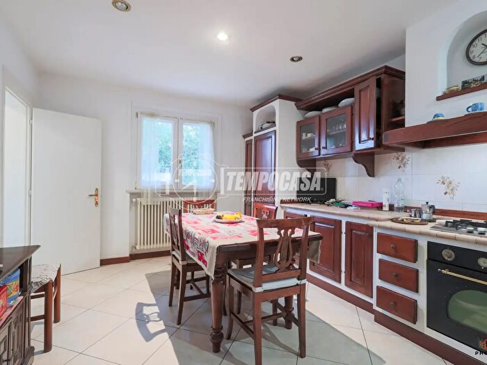 Casa con 5 locali in vendita in Forli