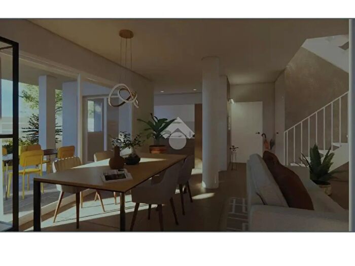 Appartamento quadrilocale in vendita in Viale della Repubblica, Scandiano