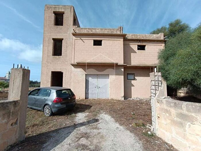 Casa quadrilocale in vendita in Cda Addolorata, Marsala