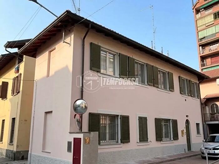 Appartamento bilocale in vendita in Via Monte Grappa Tb, Melegnano