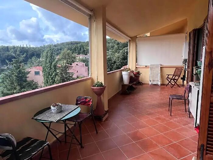 Appartamento quadrilocale in vendita in Via di Fontilame, Monteverdi Marittimo