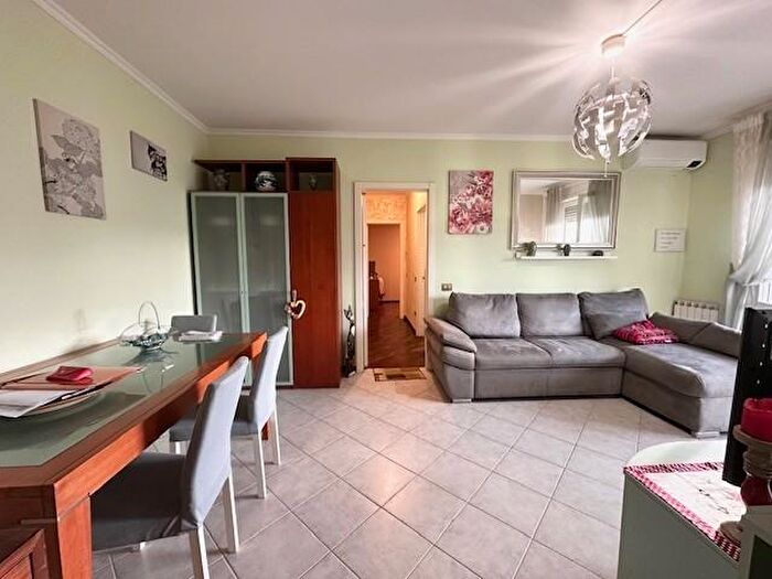 Appartamento quadrilocale in vendita in Viareggio