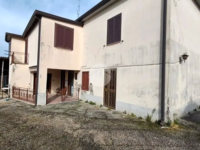 Casa con 5 locali in vendita in Via Succurre Miseris, Ripi