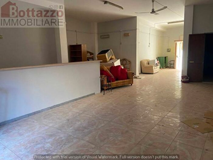 Appartamento quadrilocale in vendita in Corso Vittorio Emanuele, Lizzano