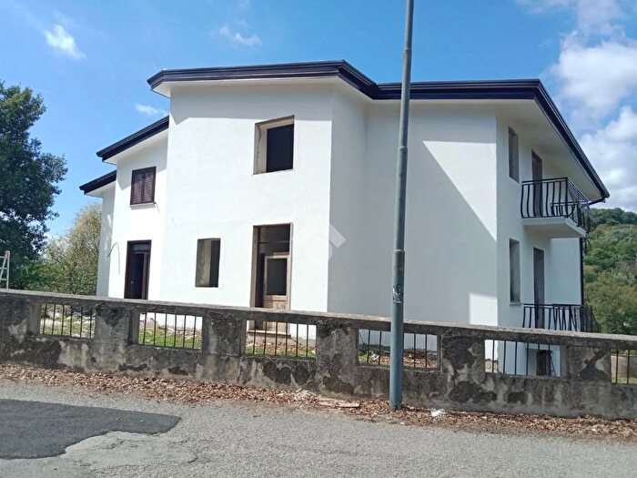 Casa con 5 locali in vendita in Via SantElia, Manocalzati