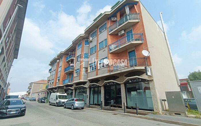 Appartamento trilocale in vendita in Via Belgioioso, Baranzate