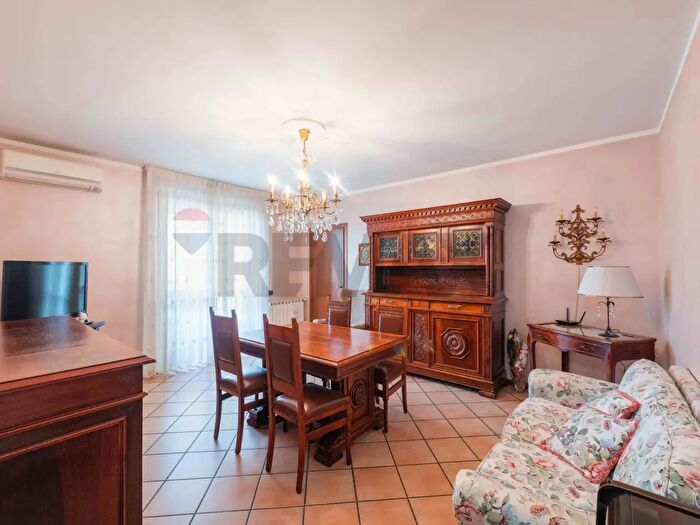 Appartamento trilocale in vendita in Via Gioacchino Rossini, Lallio