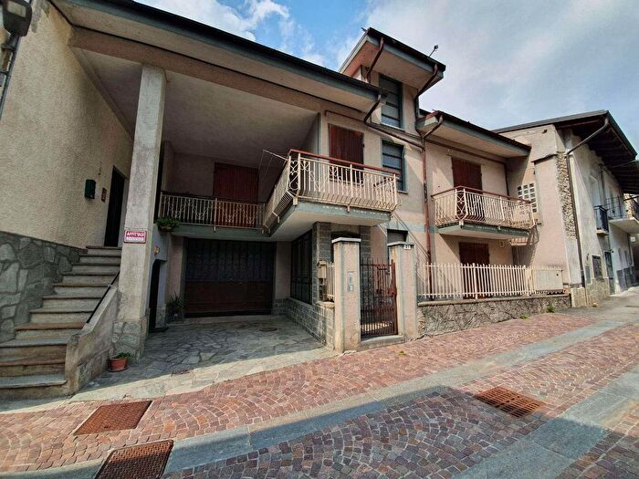 Casa con 10 locali in vendita in Mentoulles, Fenestrelle