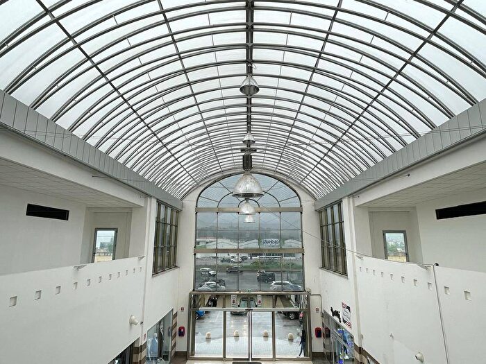 Appartamento con 6 locali in affitto in SS, Zona Capo Rizzuto Apriglianello Papanice, Crotone