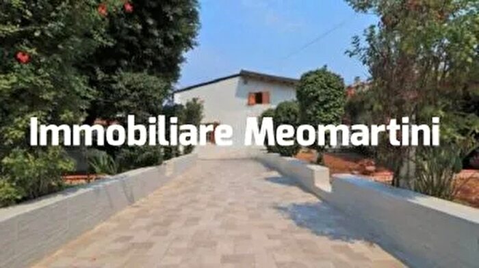 Casa con 10 locali in vendita in Via Gela Siracusa Sr, Siracusa