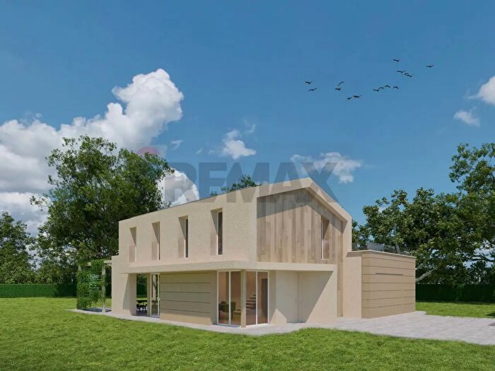 Casa quadrilocale in vendita in Parma