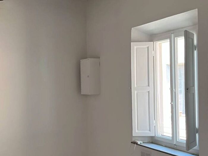Appartamento trilocale in affitto in Via Giuseppe Vernaccini, San Francesco, Pisa