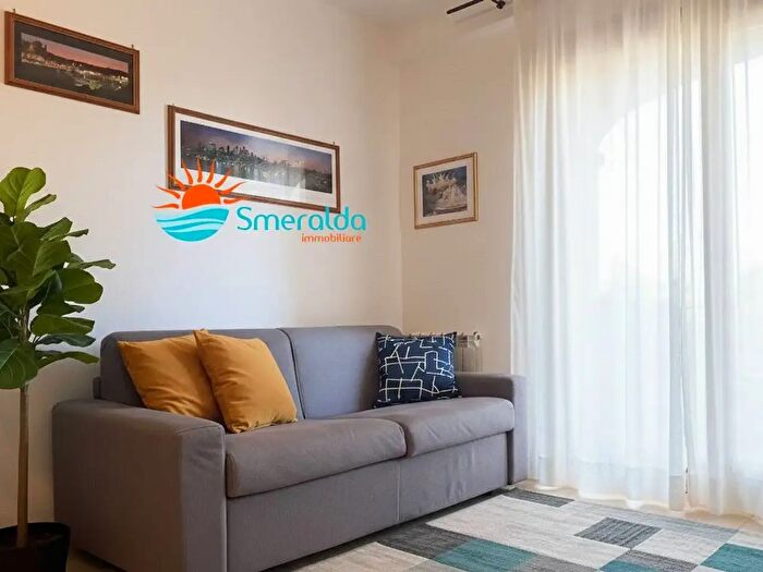 Appartamento trilocale in vendita in Via Germania, Olbia