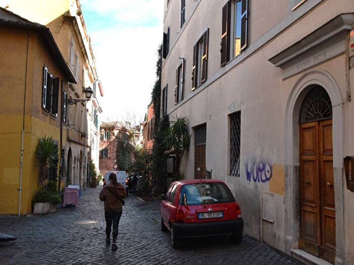 Appartamento bilocale in affitto in Vicolo del Cedro, Trastevere, Roma