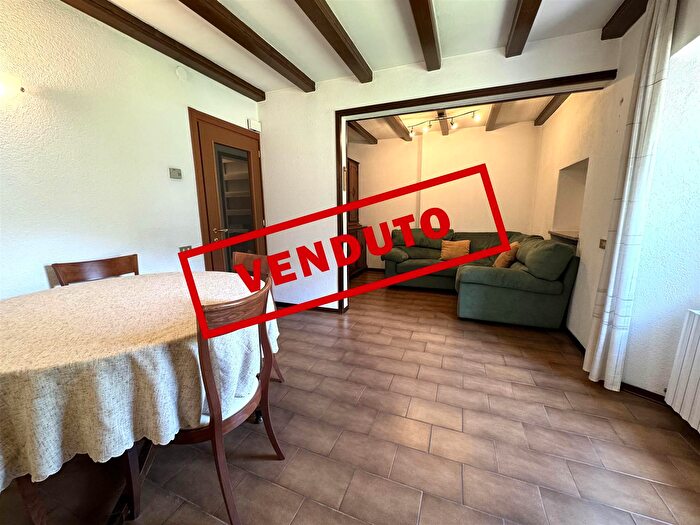 Appartamento quadrilocale in vendita in Via Nazionale, Piuro