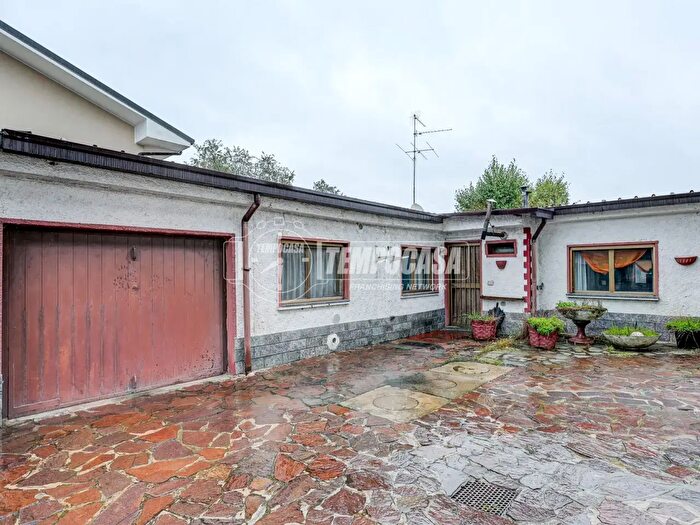 Appartamento bilocale in vendita in Via Don Giovanni Minzoni, Castano Primo