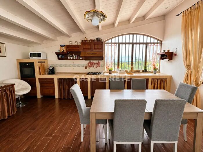 Appartamento con 5 locali in vendita in Viterbo
