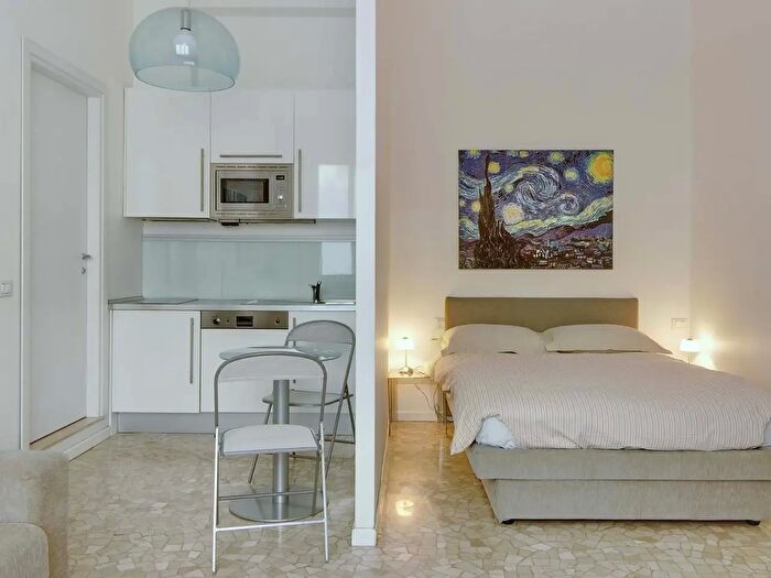 Appartamento monolocale in affitto in Via Giovanni Battista Pergolesi, Milano