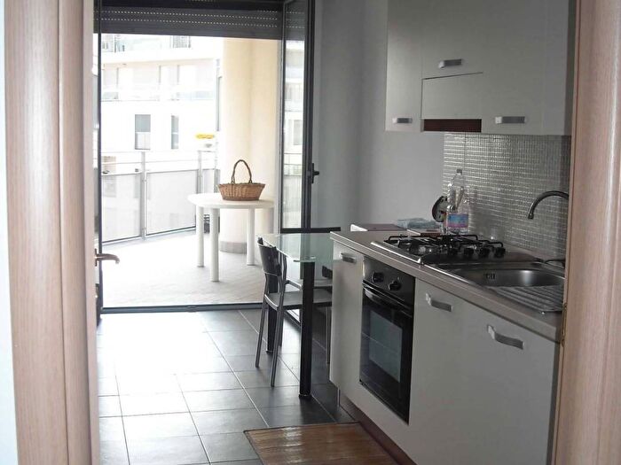 Appartamento bilocale in affitto in Via Bruno Cassinari, Santa Giulia, Milano