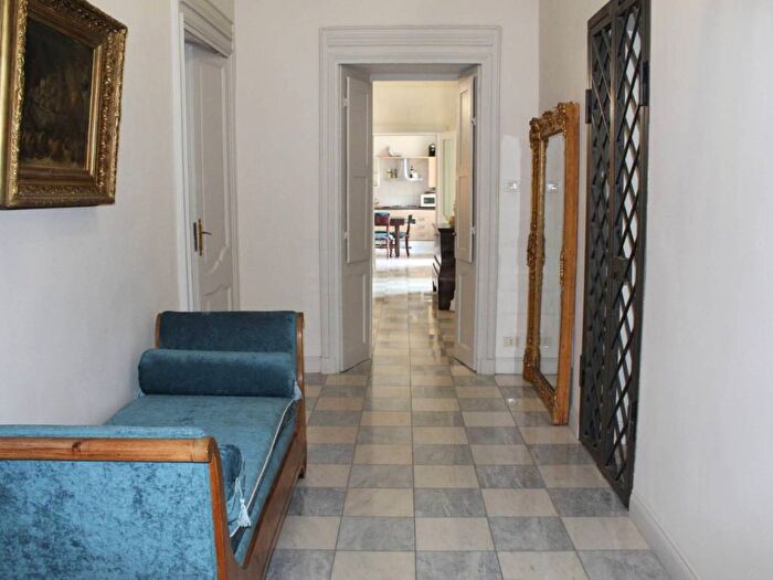 Appartamento trilocale in affitto in Via San Francesco dAssisi, Quadrilatero Romano, Torino