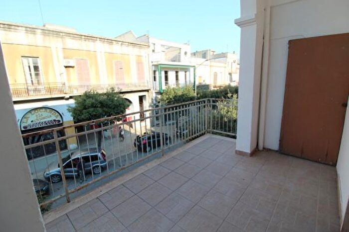 Appartamento quadrilocale in vendita in Via Santa Maria in Campitelli, Grottaglie