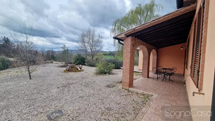Casa con 9 locali in vendita in Strada Provinciale di Follonata, Manciano