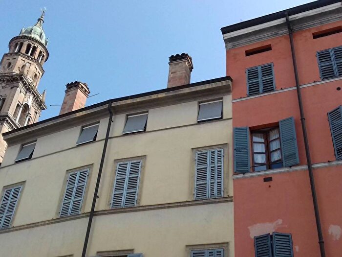 Appartamento monolocale in affitto in Borgo del Correggio, Centro Storico, Parma