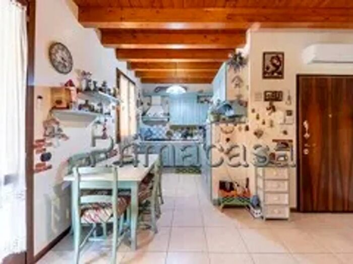 Appartamento trilocale in vendita in Via Padova, Cologna Veneta