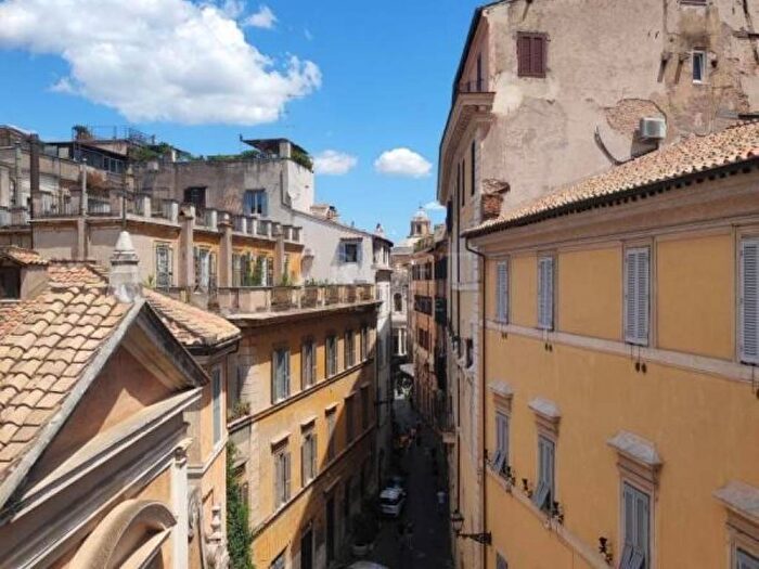 Appartamento trilocale in affitto in Piazza Navona, Roma