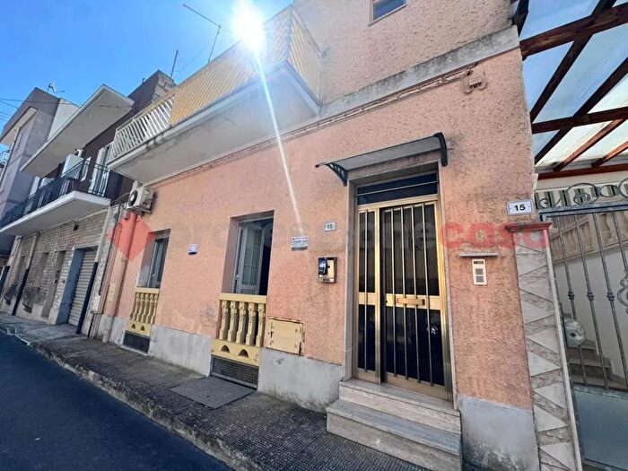 Casa trilocale in vendita in Via Piave, San Giorgio Ionico