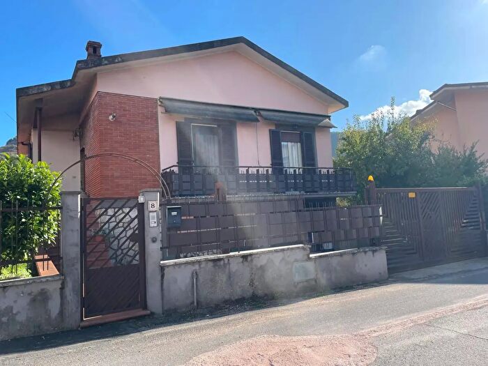 Casa trilocale in vendita in Via Leoncavallo, Colleferro