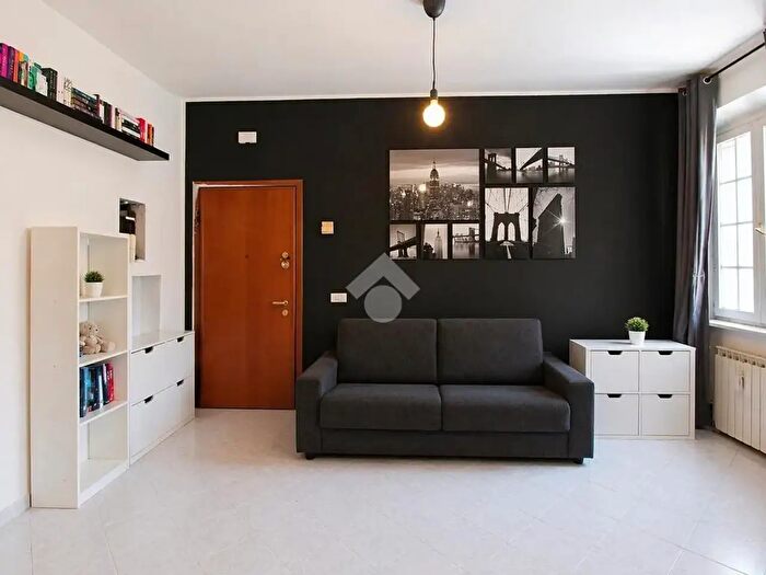 Appartamento trilocale in vendita in Via Solferino, Livorno