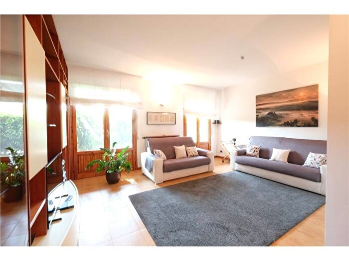 Appartamento con 5 locali in affitto in VIA VIVALDI, Casellina, Scandicci